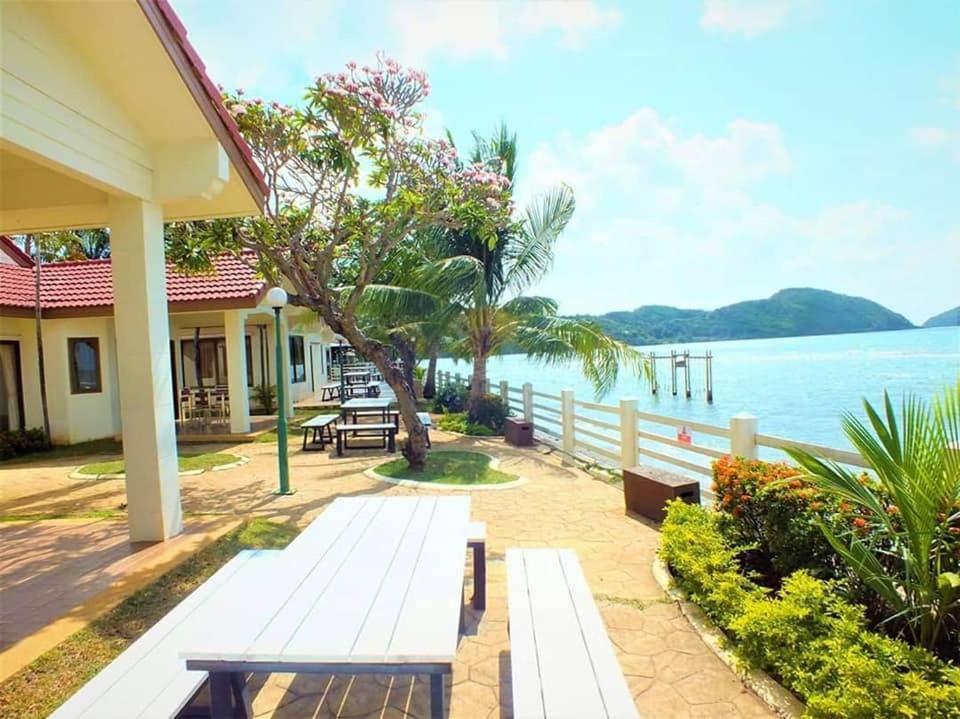 New Travel Beach Hotel & Resort Chao Lao Beach Exterior photo