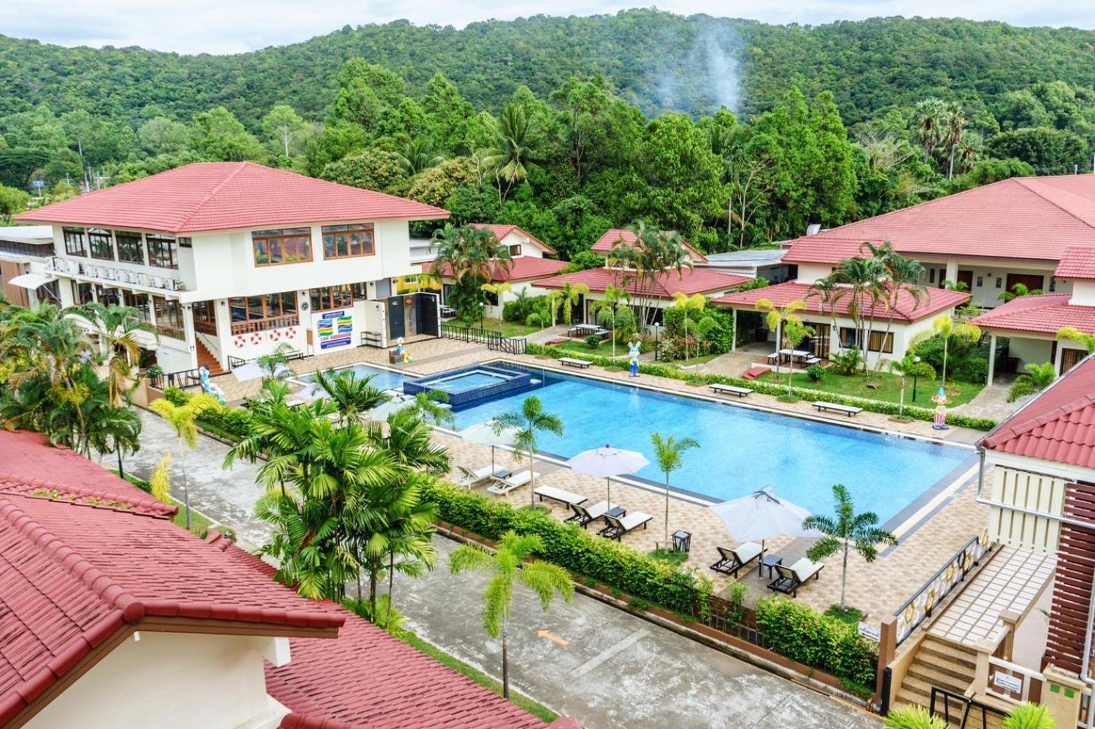 New Travel Beach Hotel & Resort Chao Lao Beach Exterior photo