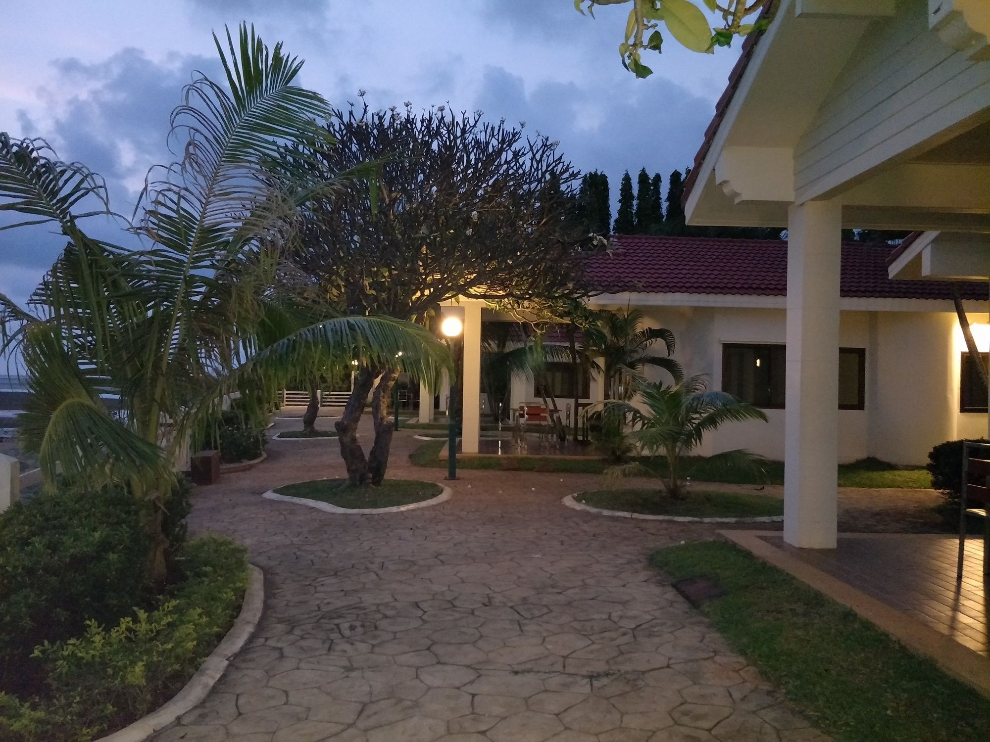 New Travel Beach Hotel & Resort Chao Lao Beach Exterior photo