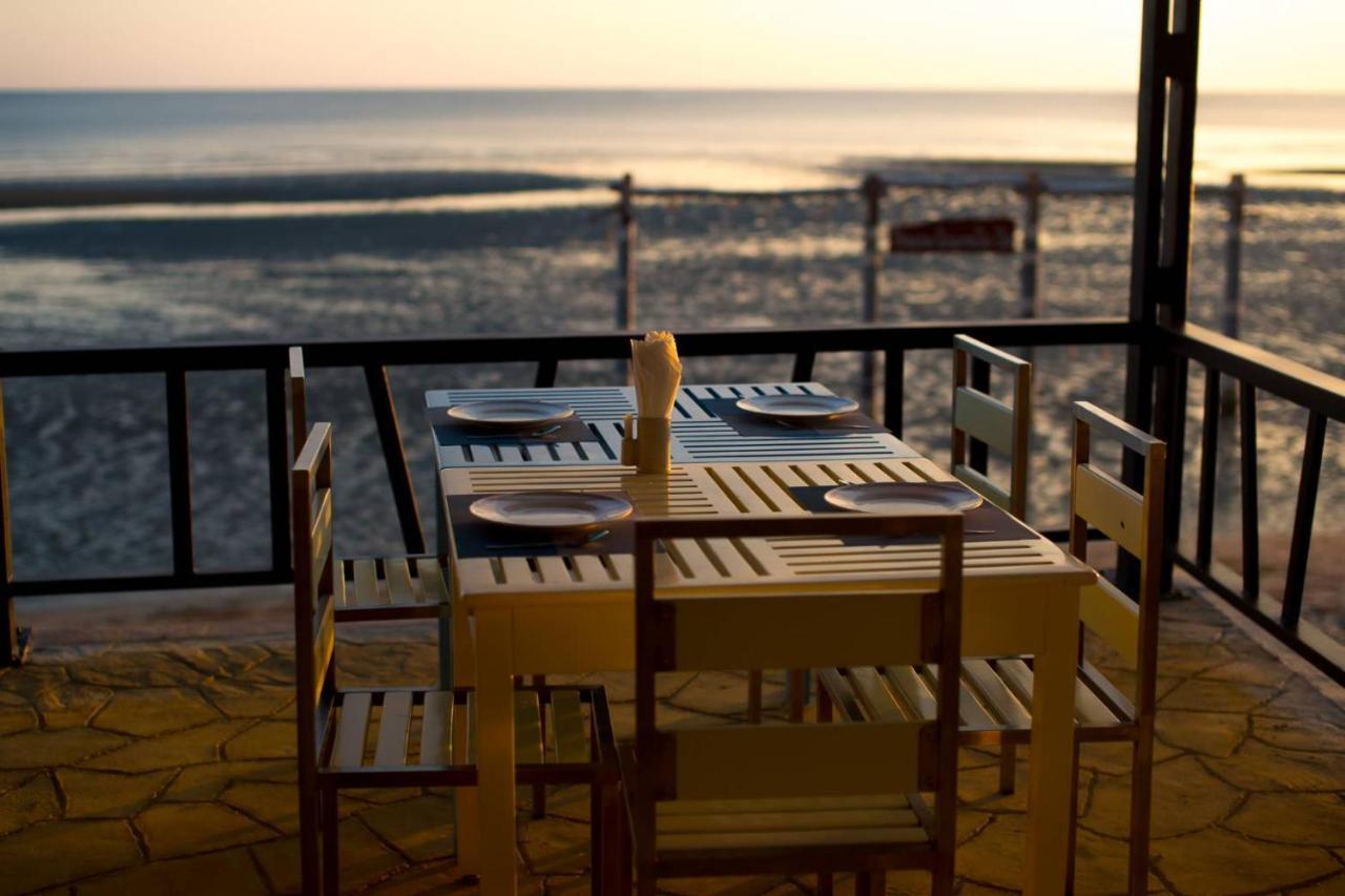 New Travel Beach Hotel & Resort Chao Lao Beach Exterior photo